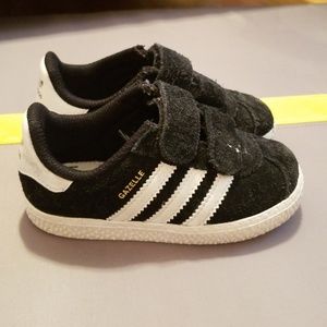 *TODDLER* ADIDAS gazelle size 7 1/2